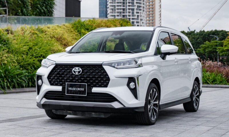 Bảng Giá Xe Toyota Veloz 2024 Lăn Bánh | Cập Nhật Ưu Đãi Veloz Cross Mới Nhất